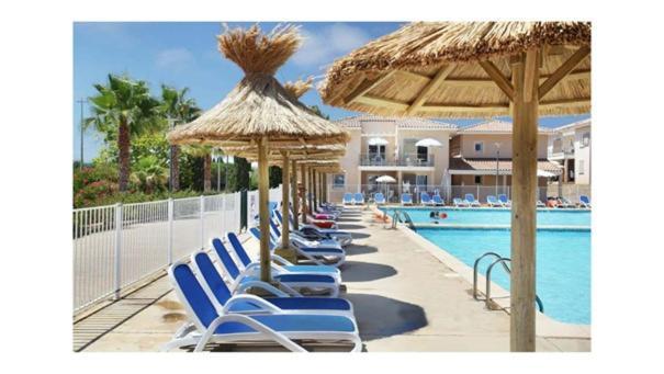 Plages De Sable Fin, Piscine, Hammam, Tennis Lesclesdenicole Ла Лонд-ле-Мор Екстериор снимка